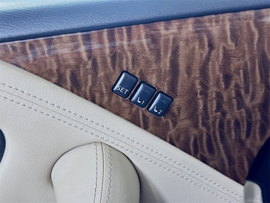 Used 2019 Nissan Armada Platinum w/ Captain's Chairs Package image 22