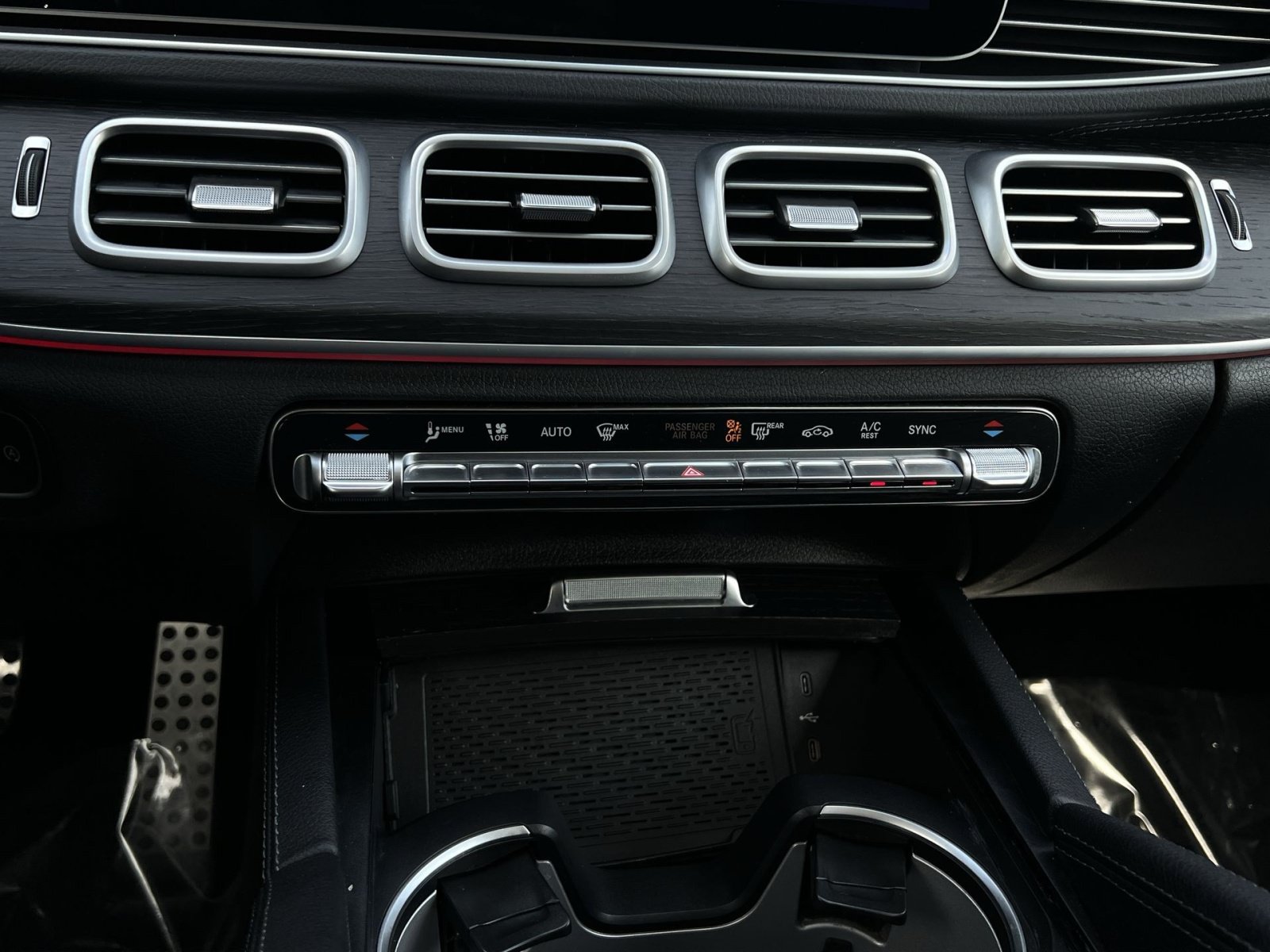 Used 2025 Mercedes-Benz GLS 450 4MATIC image 20
