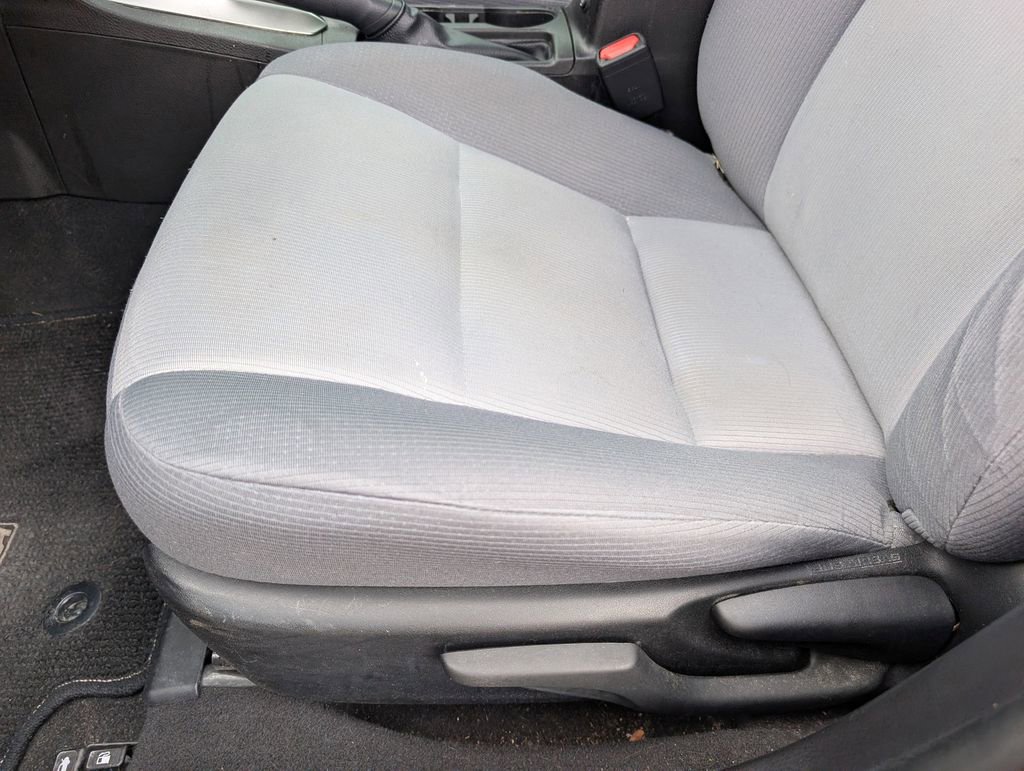 Used 2016 Toyota Corolla L image 19