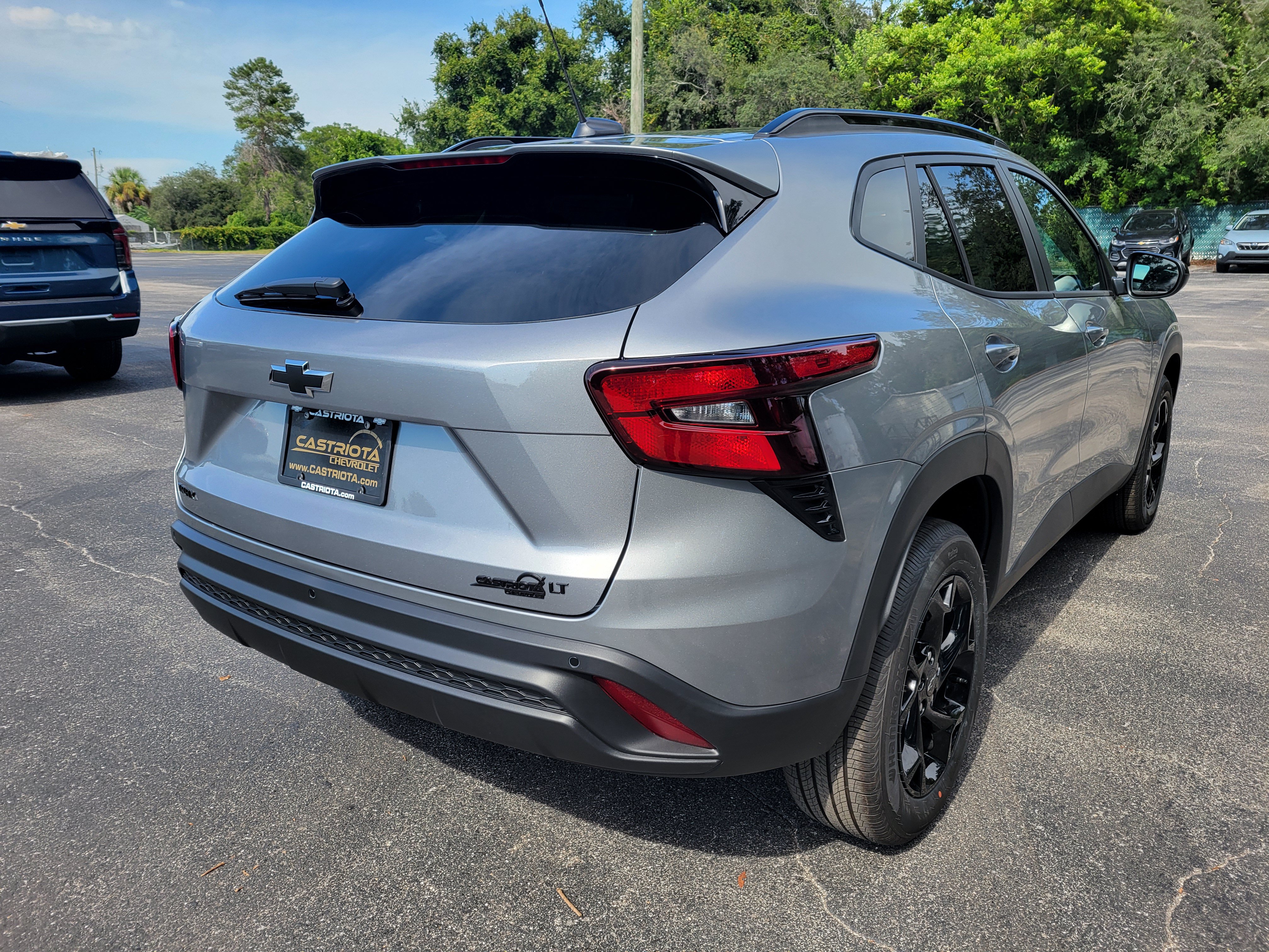 New 2026 Chevrolet Trax LT w/ Driver Confidence Package FWD image 5