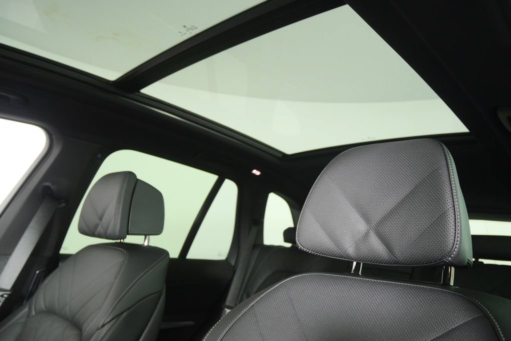 Certified 2026 BMW X5 xDrive40i AWD/4WD image 11