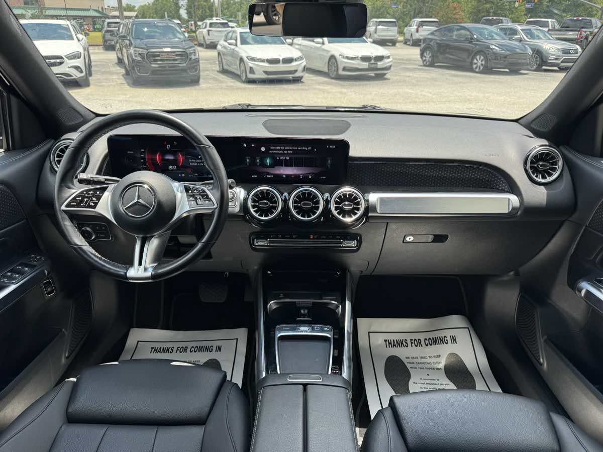 Used 2025 Mercedes-Benz GLB 250 image 14