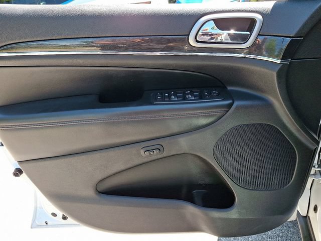 Used 2018 Jeep Grand Cherokee Trailhawk AWD/4WD image 13