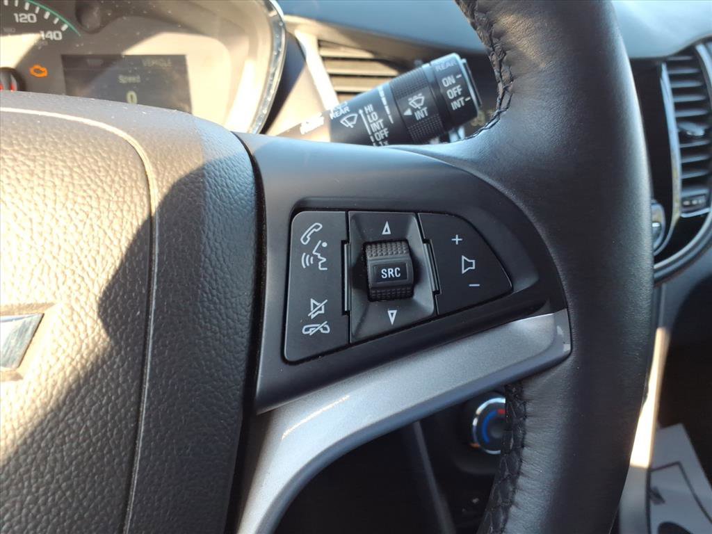 Used 2017 Chevrolet Trax LT w/ LT Convenience Package image 17
