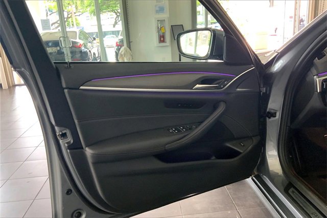 Certified 2023 BMW 540i image 22