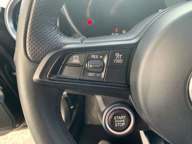 Used 2024 Alfa Romeo Giulia Ti w/ Performance Driving Package image 22