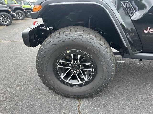 New 2025 Jeep Wrangler Rubicon w/ XTREMEE 35" Tire Package image 11