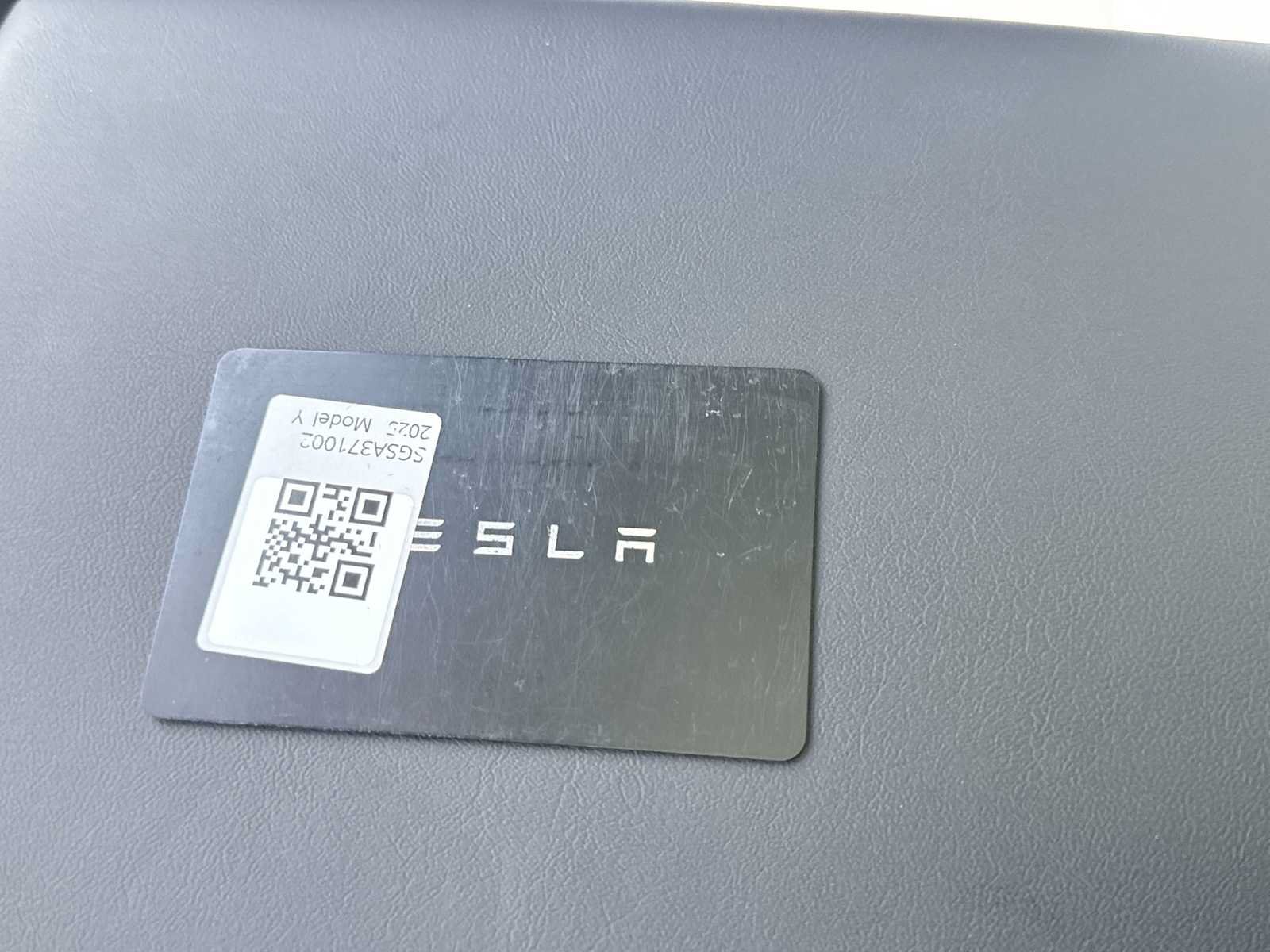 Used 2025 Tesla Model Y Performance AWD/4WD image 29