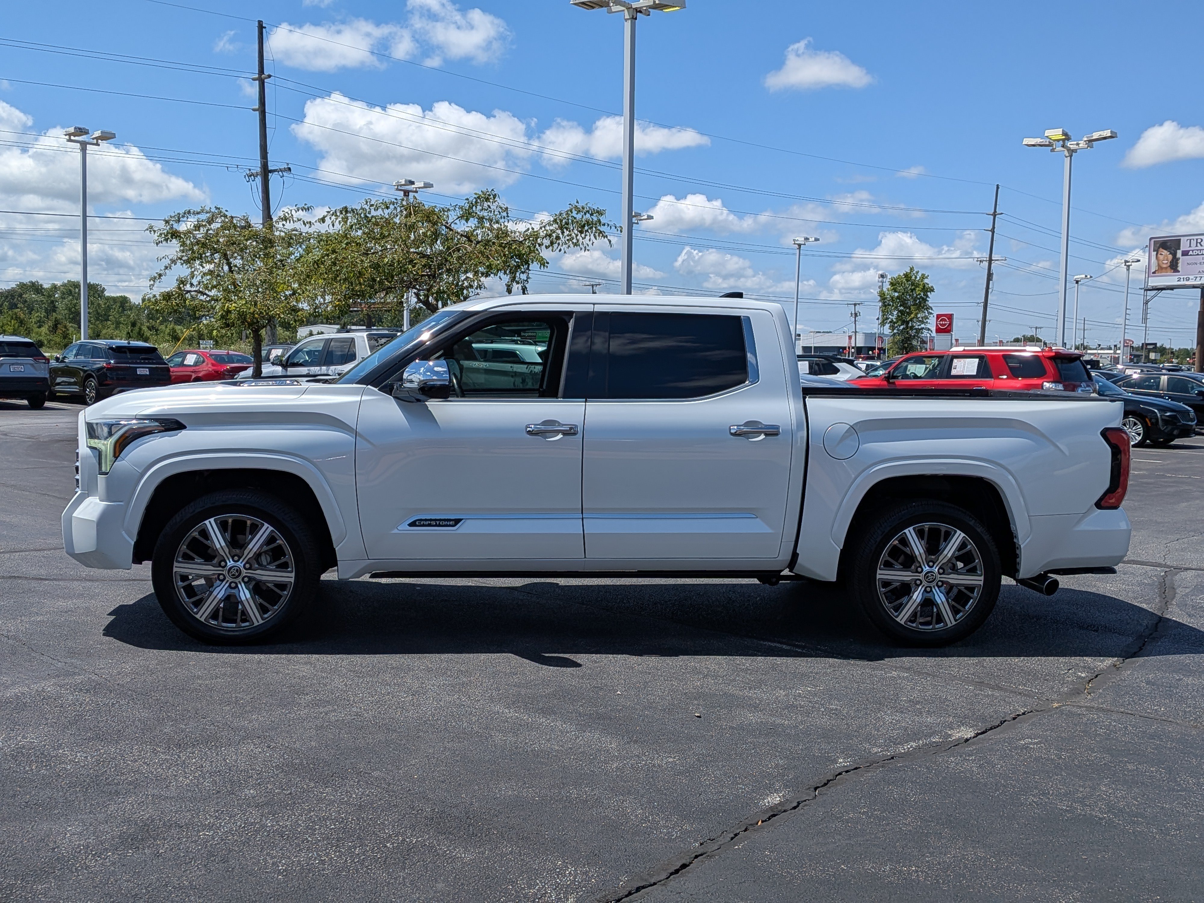 Used 2023 Toyota Tundra Capstone AWD/4WD image 5