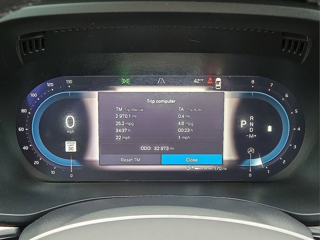 Certified 2023 Volvo XC60 B5 Plus w/ Climate Package image 26