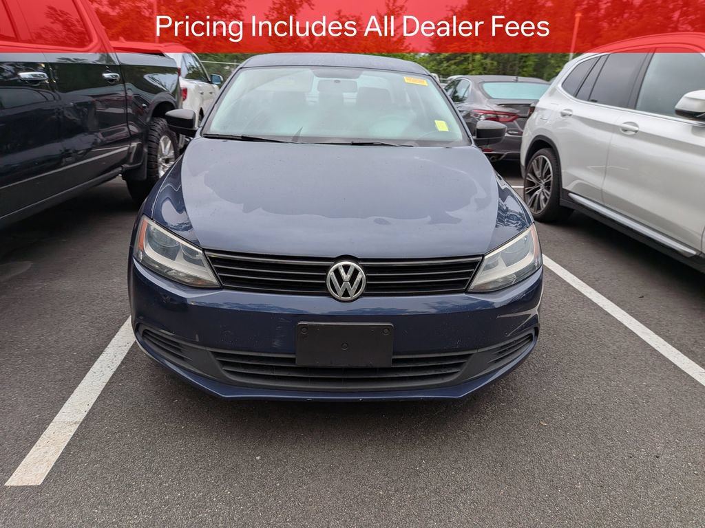 Used 2013 Volkswagen Jetta S FWD image 2