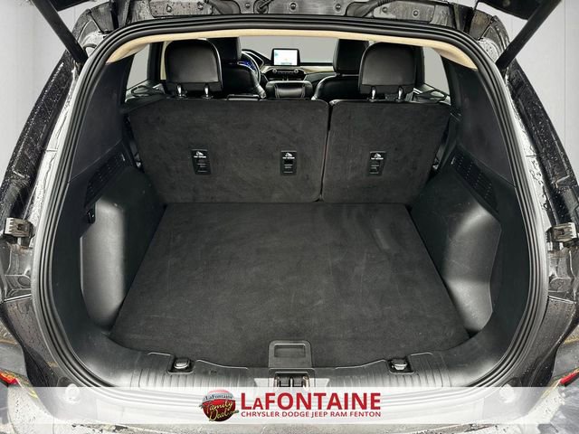 Used 2020 Ford Escape Titanium AWD/4WD image 27