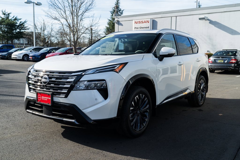 New 2026 Nissan Rogue Platinum image 3