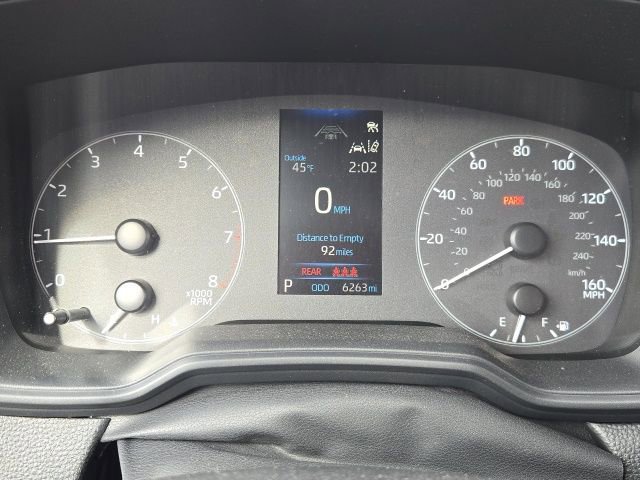 Used 2024 Toyota Corolla Cross LE w/ Moonroof Package image 13