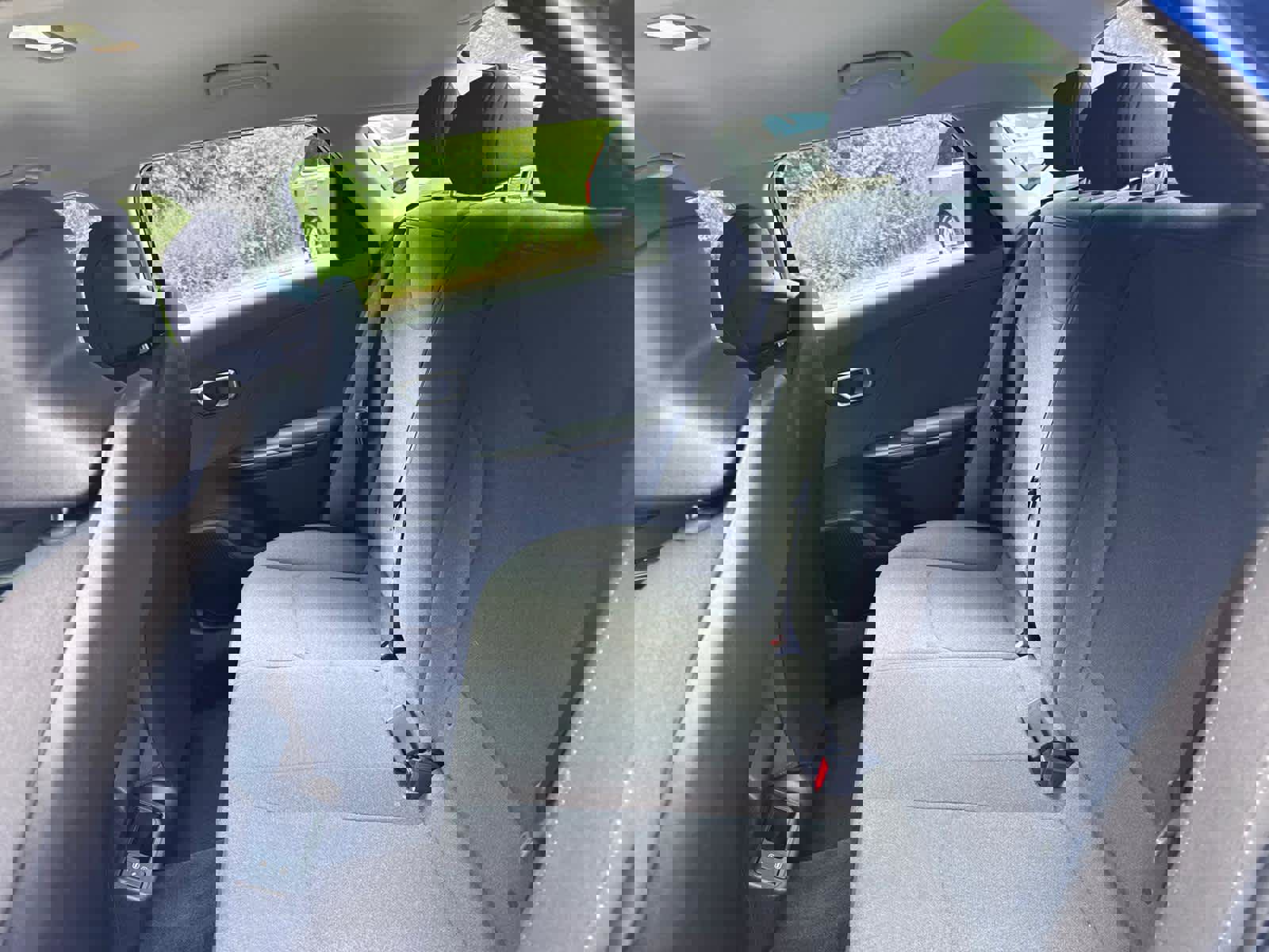 Used 2025 Kia K4 LXS image 32