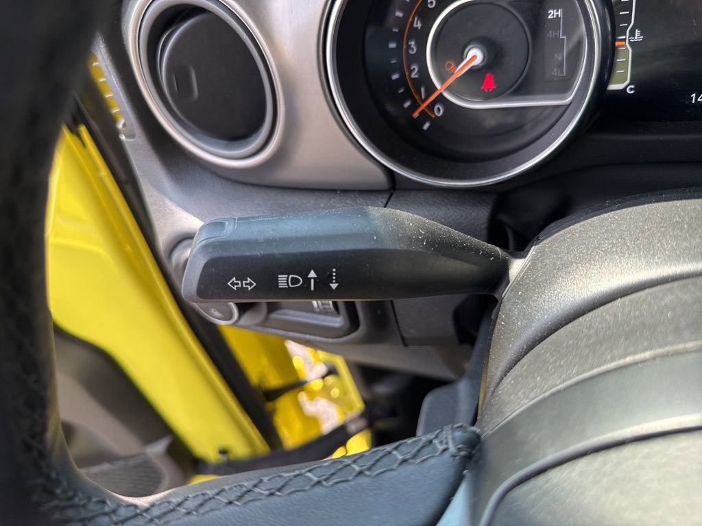 Used 2023 Jeep Gladiator Willys image 32