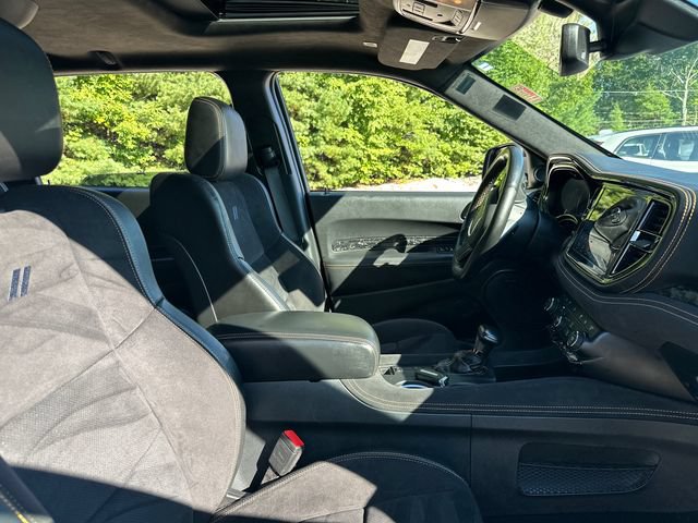 Used 2023 Dodge Durango R/T w/ Hemi Orange Plus Package AWD/4WD image 17