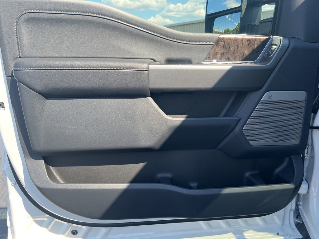 New 2026 Ford F250 Lariat w/ Lariat Ultimate Package image 24