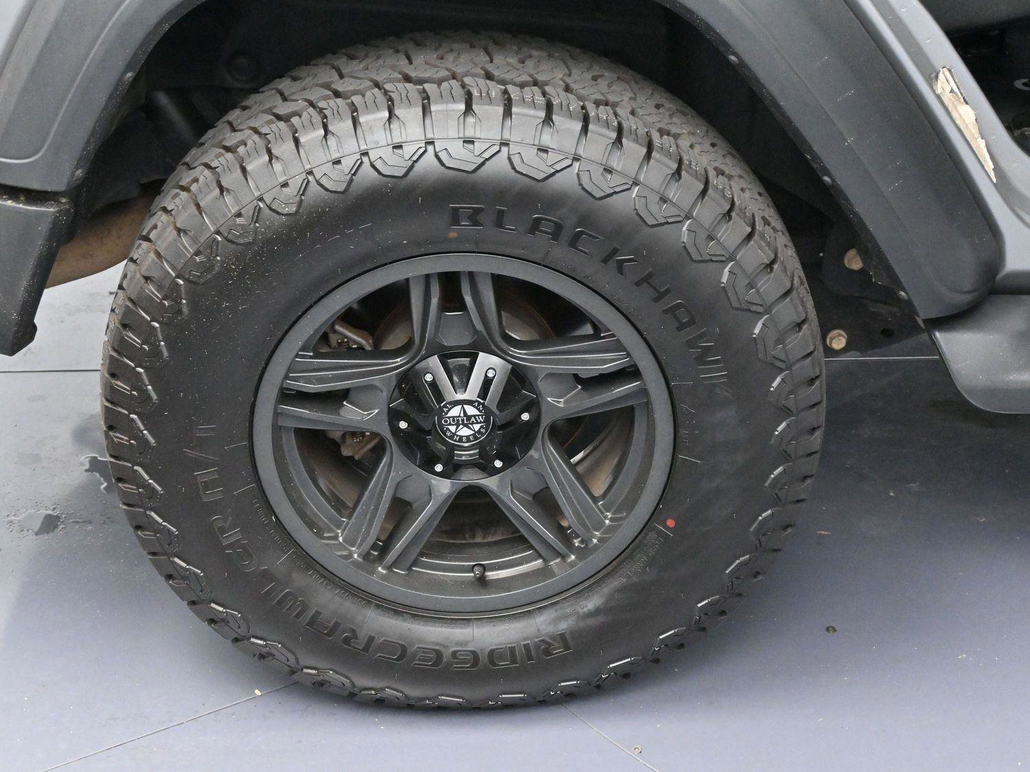 Used 2019 Jeep Wrangler Unlimited Sport S image 29