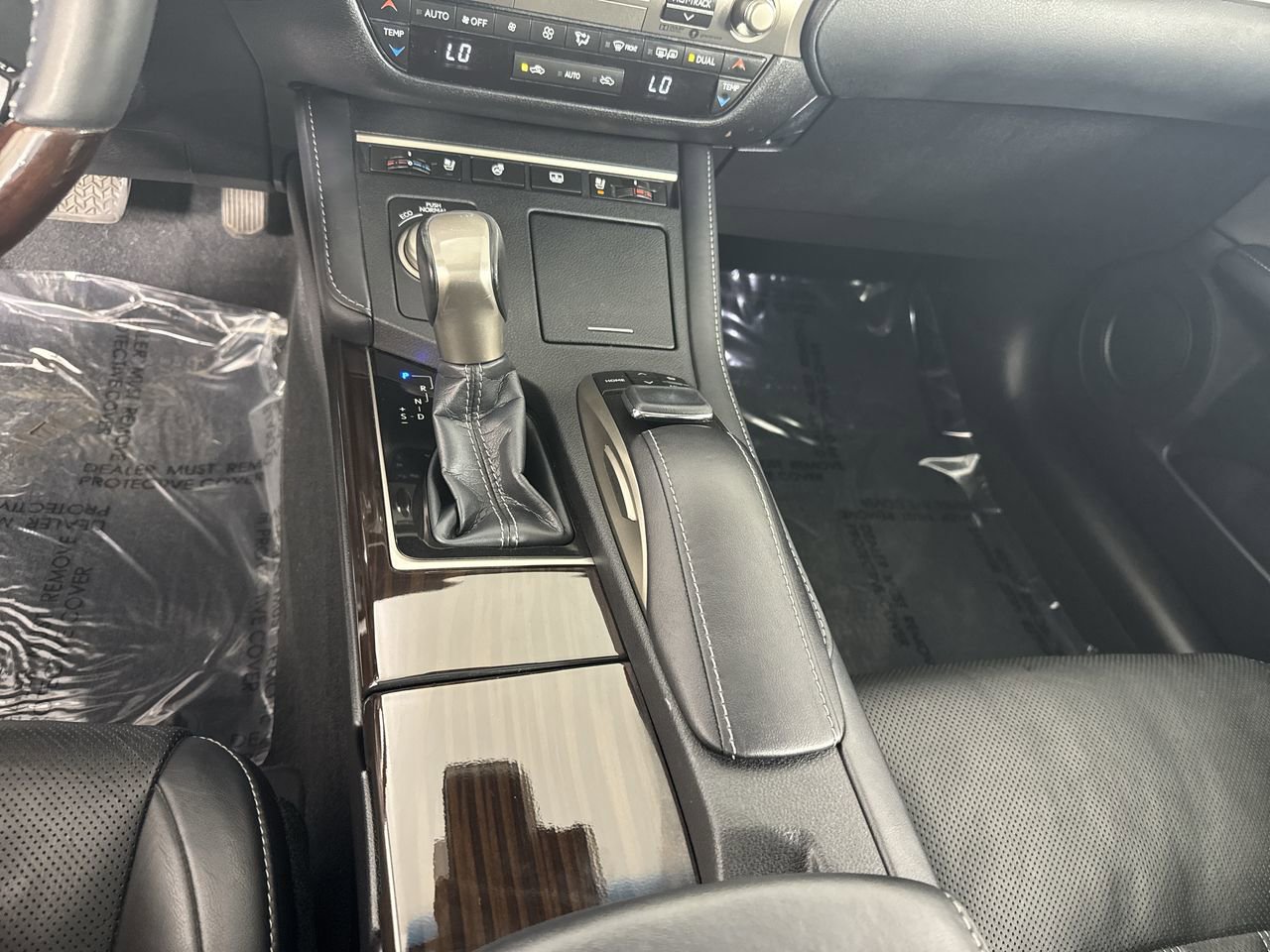 Used 2018 Lexus ES 350 w/ Luxury Package w/Wood Trim FWD image 22