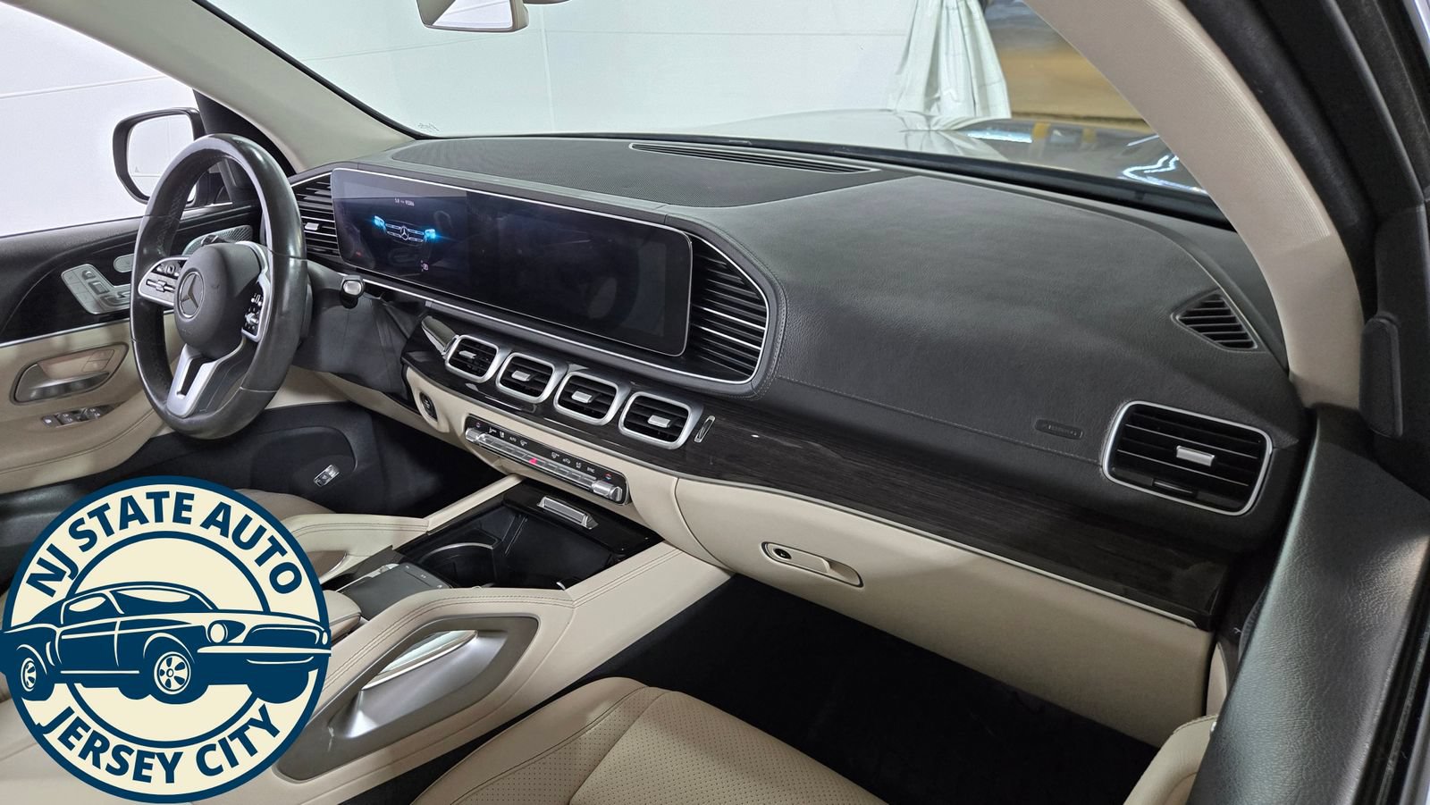 Used 2020 Mercedes-Benz GLS 450 4MATIC image 38