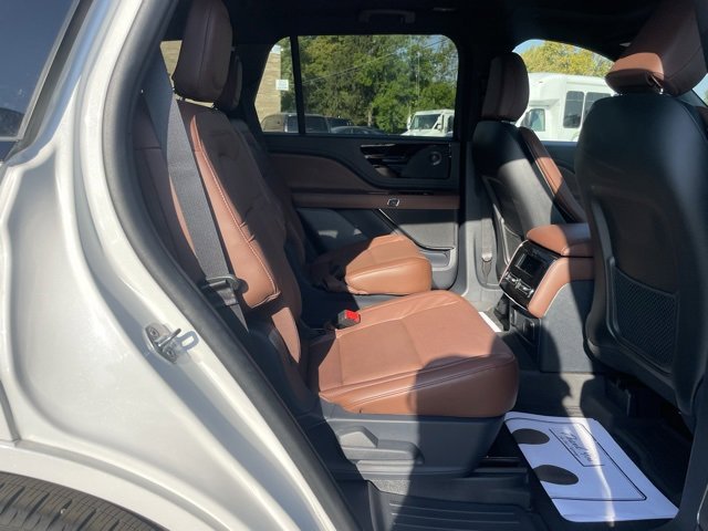 New 2025 Lincoln Aviator Reserve w/ Jet Appearance Package image 19