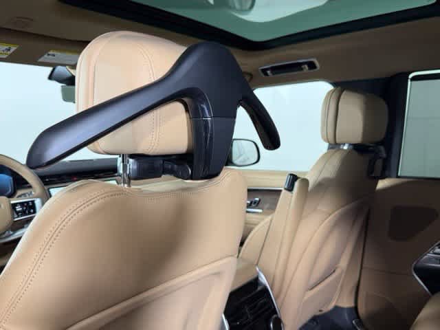 New 2027 Land Rover Range Rover Long Wheelbase SE AWD/4WD image 25