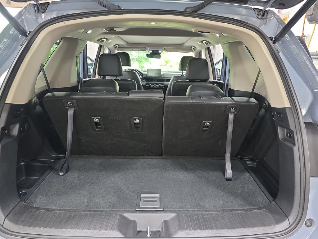 Used 2023 Honda Pilot Touring image 13