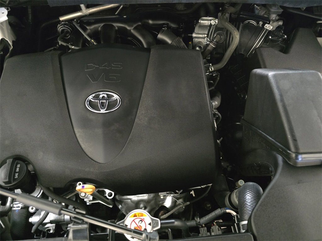 Used 2019 Toyota Highlander Limited image 34