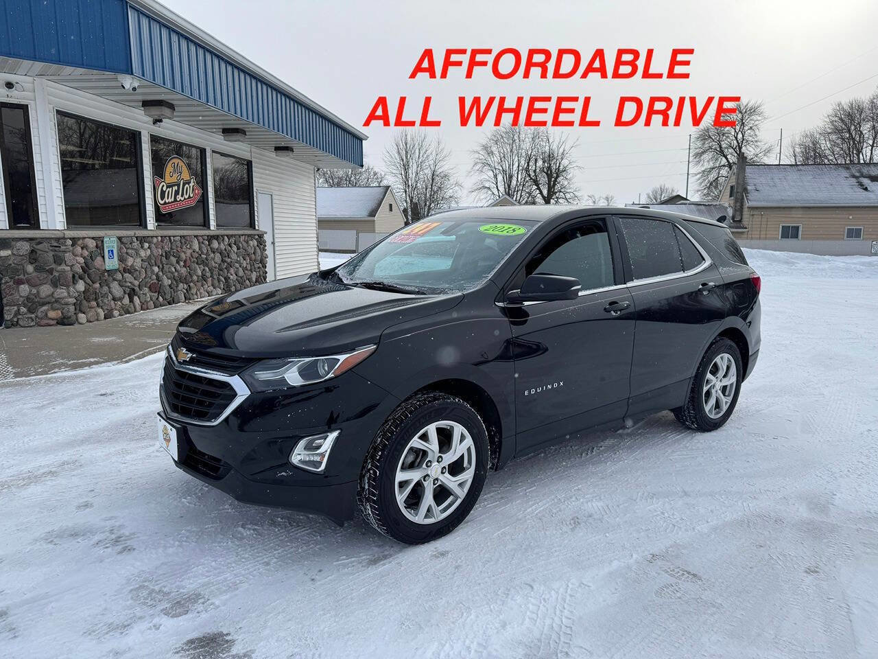 Used 2018 Chevrolet Equinox LT image 2