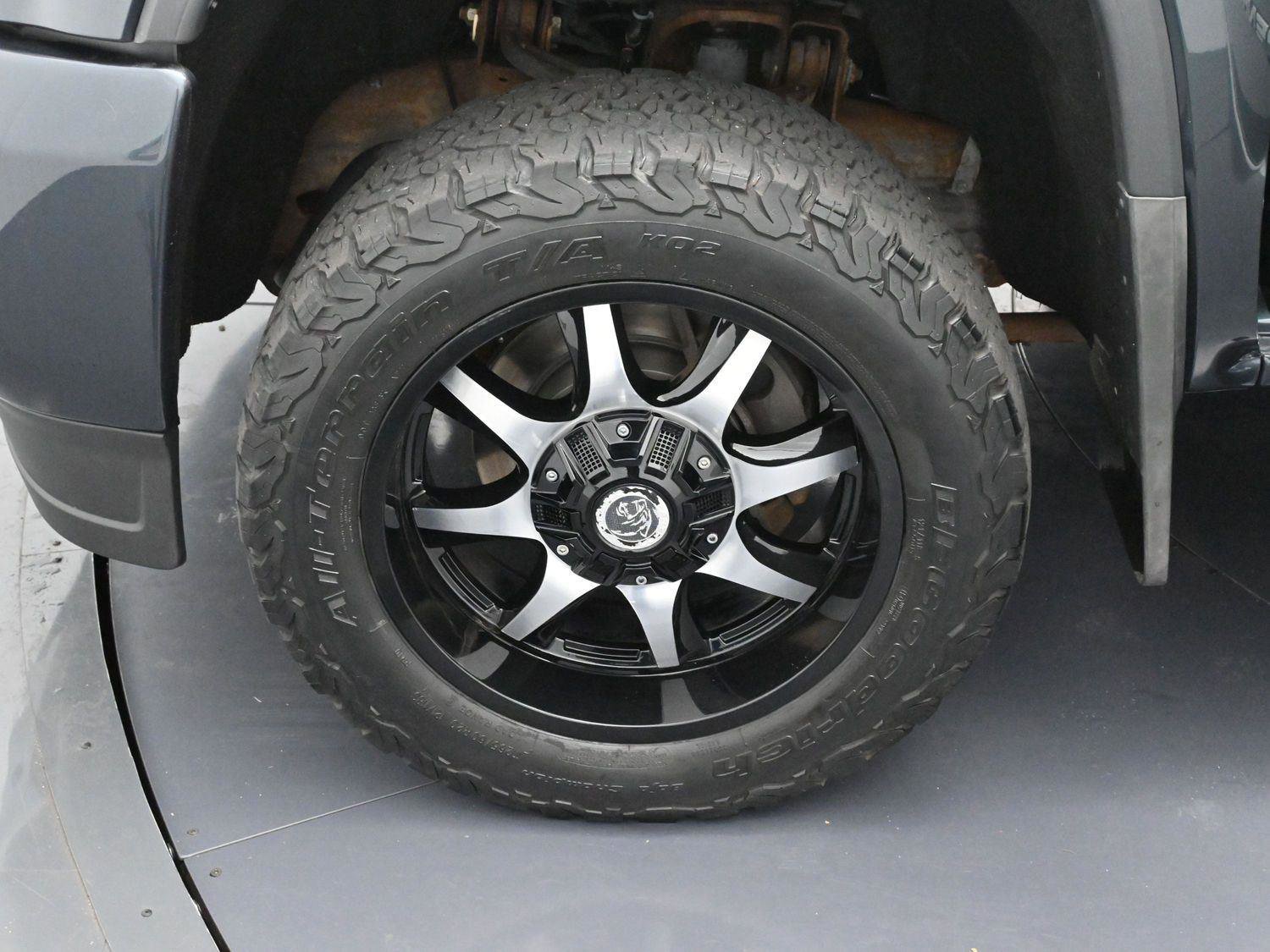 Used 2018 GMC Sierra 2500 Denali w/ Duramax Plus Package image 32