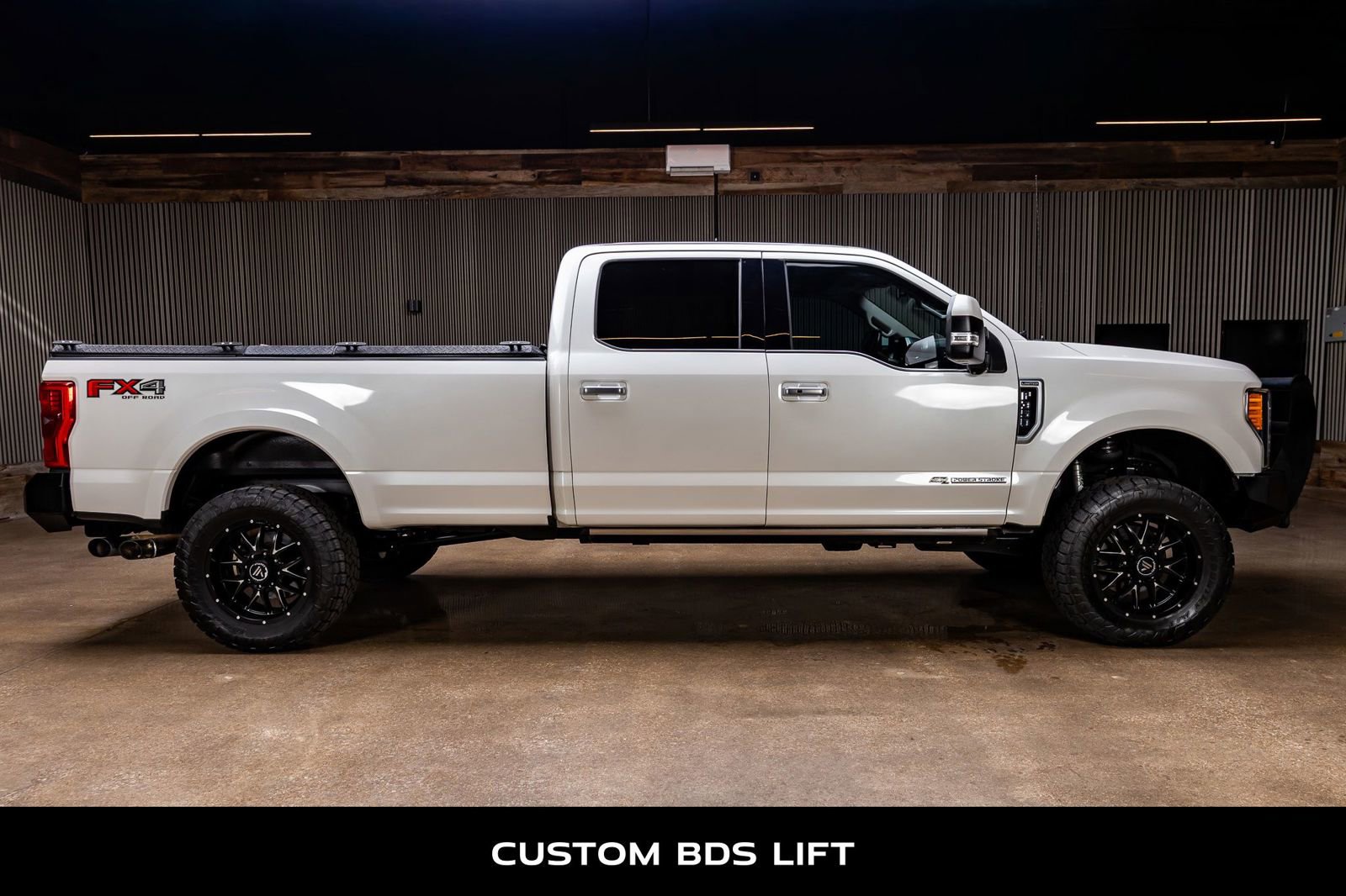 Used 2018 Ford F350 Limited AWD/4WD image 10