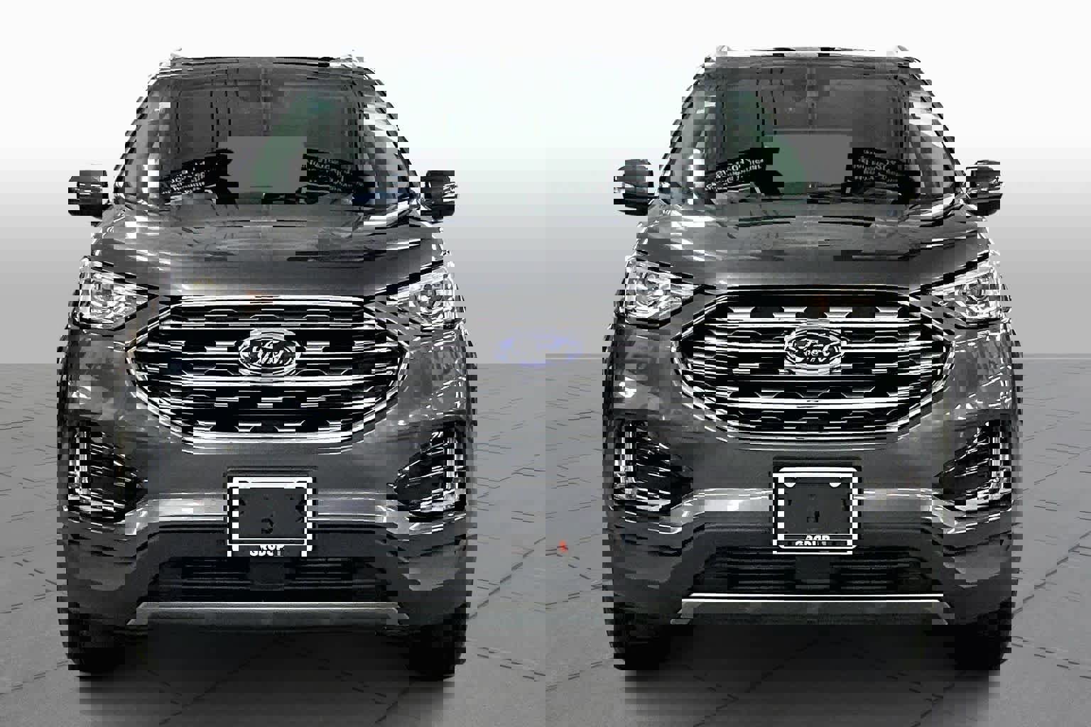 Used 2020 Ford Edge SEL w/ Convenience Package image 3