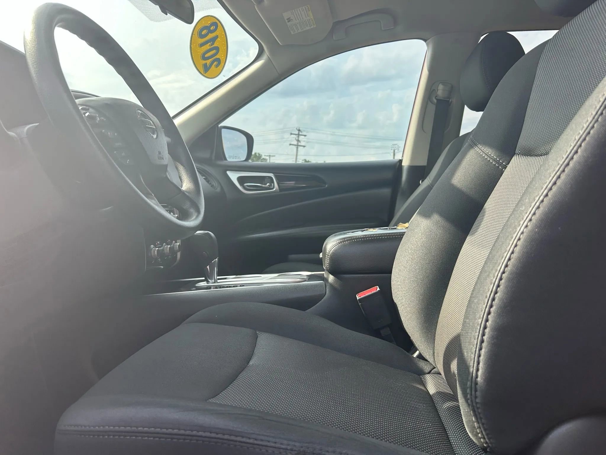 Used 2018 Nissan Pathfinder S image 9