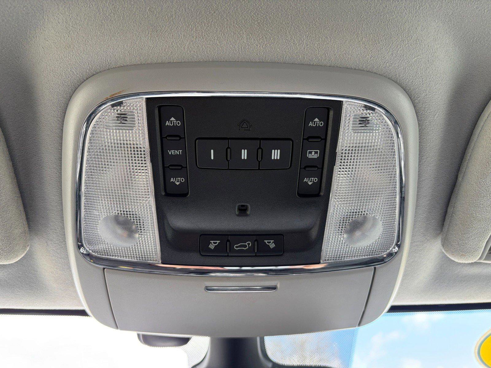 Used 2017 Jeep Grand Cherokee Summit AWD/4WD image 17