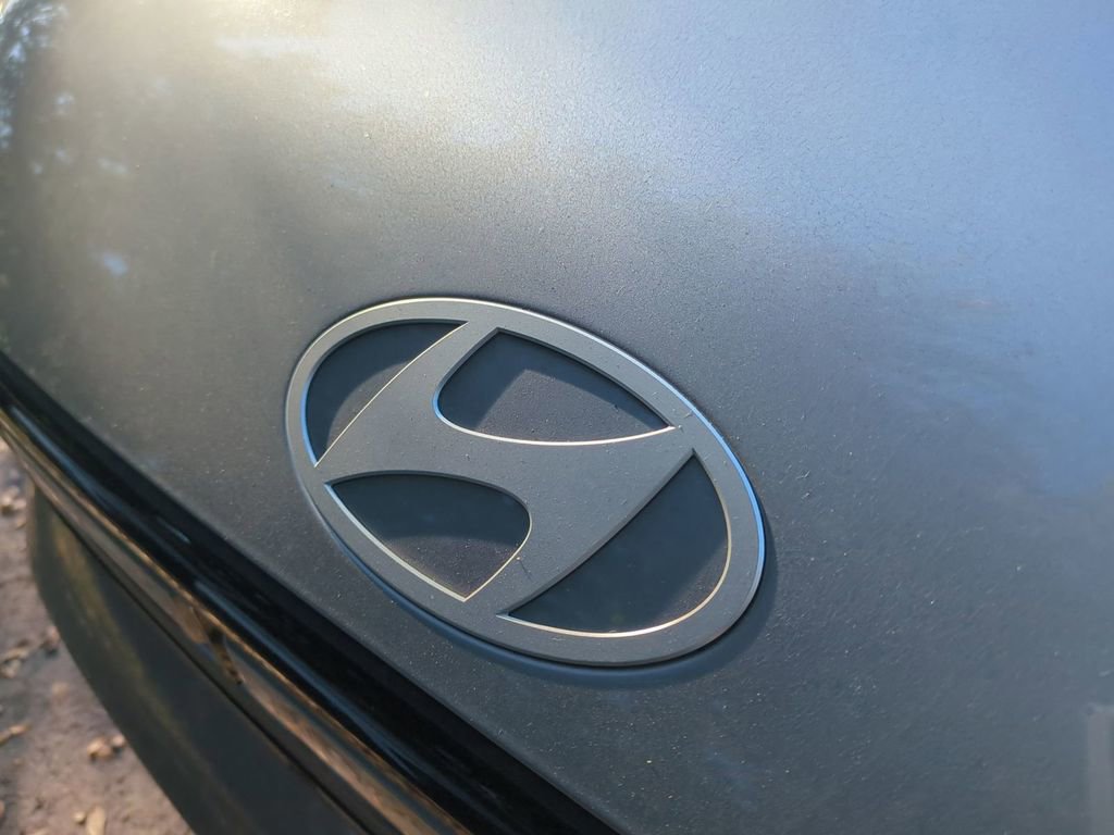New 2026 Hyundai Santa Fe SE image 13