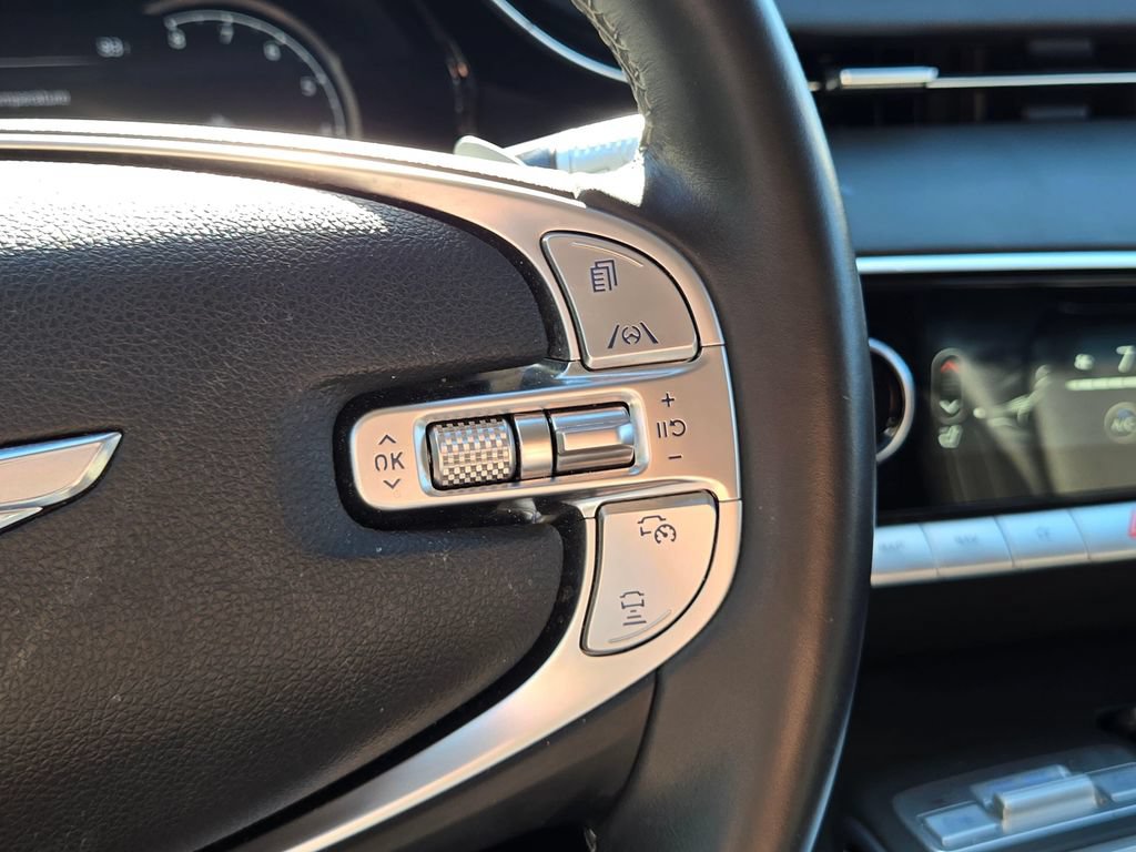 Used 2025 Genesis GV70 2.5T AWD/4WD image 30