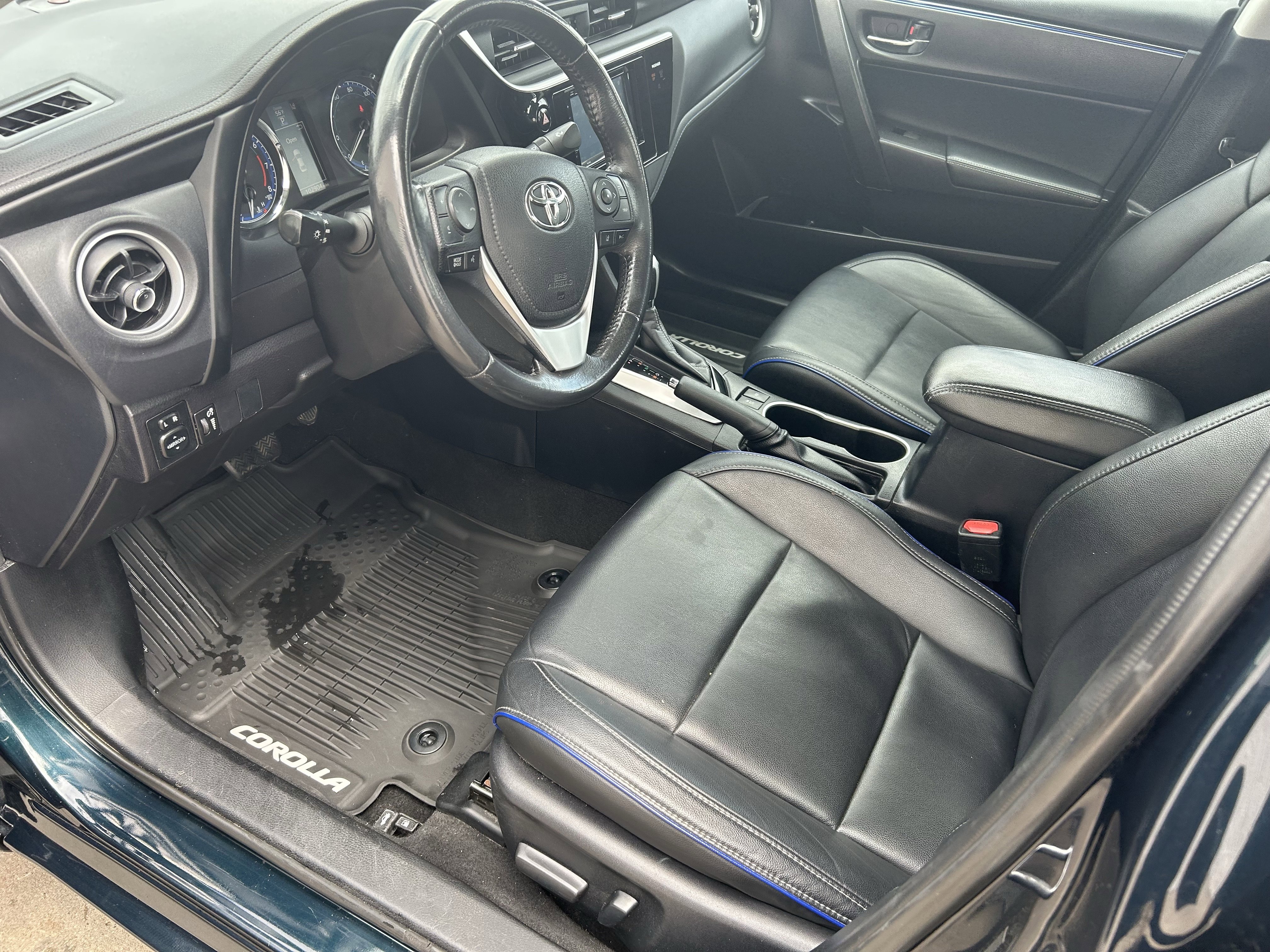 Used 2017 Toyota Corolla XSE w/ Carpet Mat Package (TMS) FWD image 14