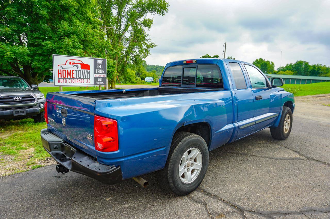 Used 2005 Dodge Dakota SLT AWD/4WD image 3