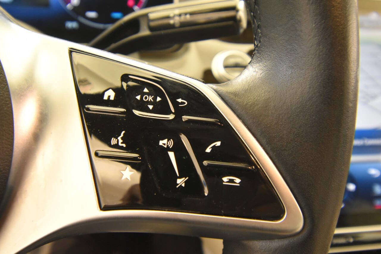 Used 2023 Mercedes-Benz C 300 4MATIC Sedan image 31