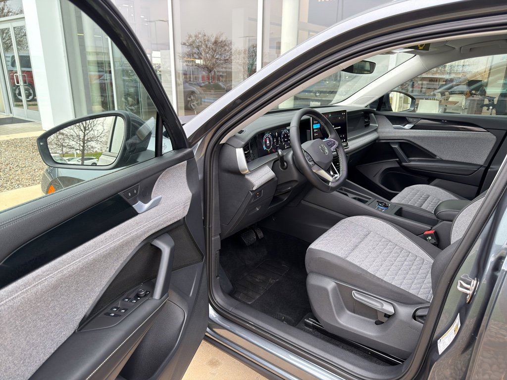 New 2026 Volkswagen Tiguan S image 17