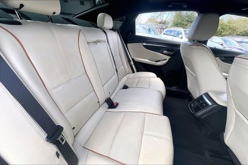 Used 2017 Chevrolet Impala Premier w/ Enhanced Convenience Package image 21