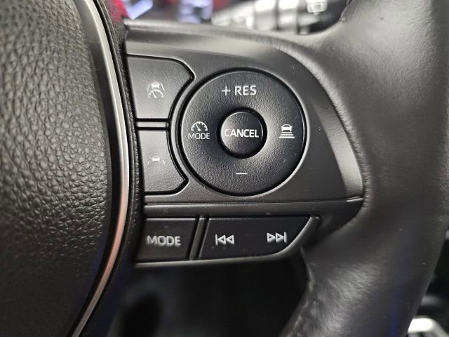 Certified 2023 Toyota Corolla Cross LE image 21