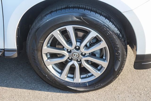 Used 2013 Nissan Pathfinder SV FWD image 14