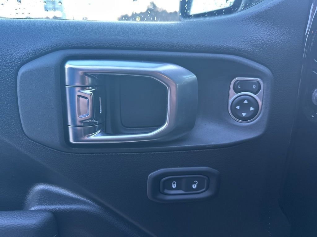 New 2026 Jeep Gladiator Willys image 12