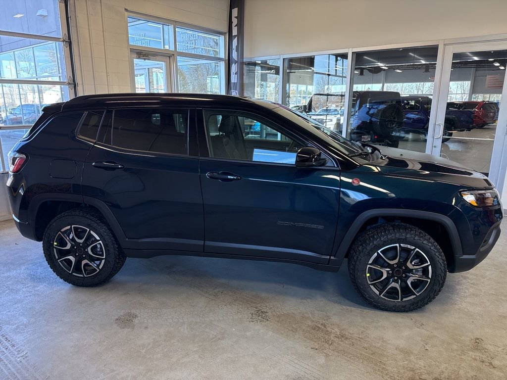 New 2026 Jeep Compass Trailhawk image 2