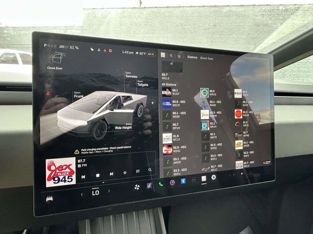 Used 2024 Tesla Cybertruck AWD Crew Cab image 20