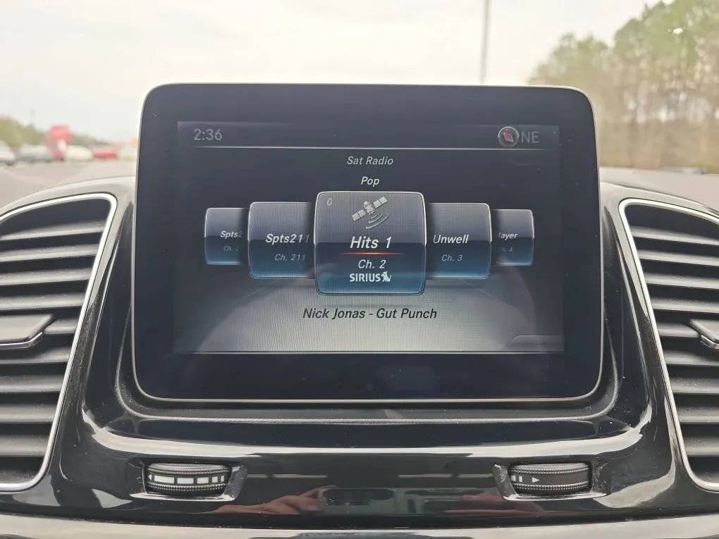 Used 2017 Mercedes-Benz GLS 450 4MATIC image 29