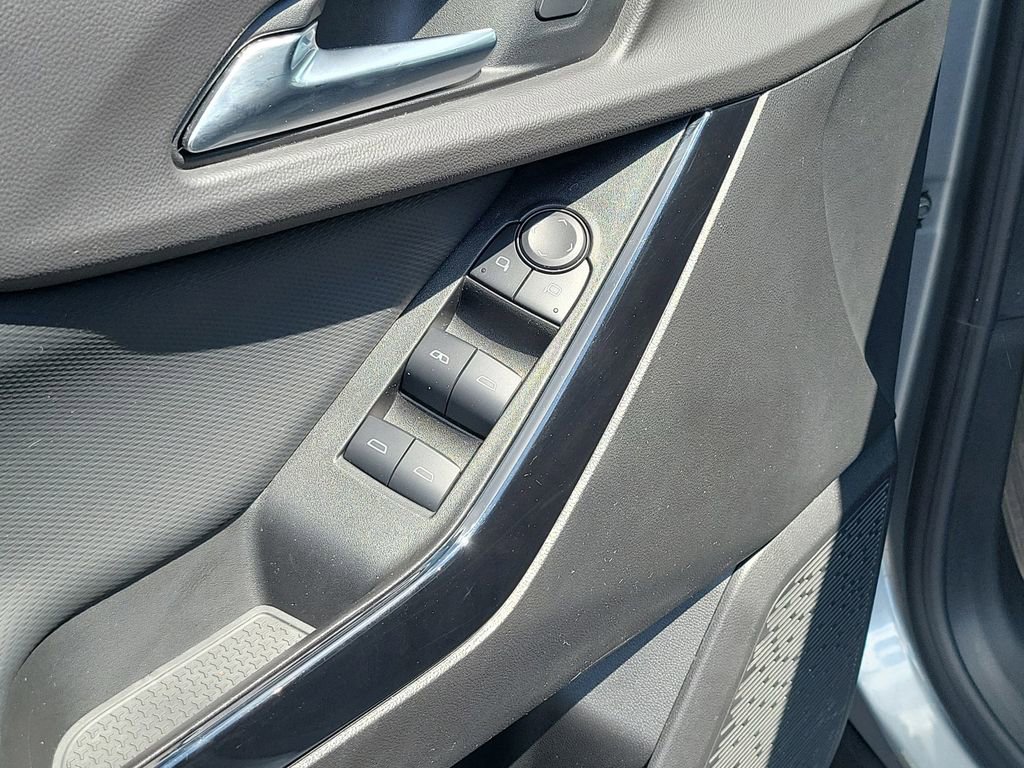 Used 2025 Chevrolet Equinox LT FWD image 21