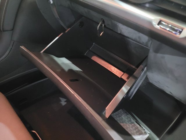 Used 2015 GMC Acadia SLE image 58